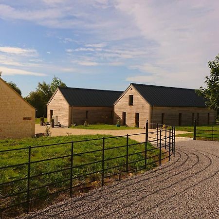 Luxury Lodge @ Ewen Barn - Private 5* Retreat 赛伦塞斯特 外观 照片